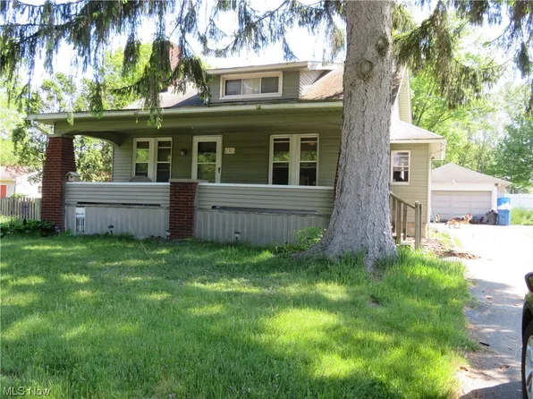12323 Market St, North Lima, OH 44452