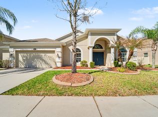 10741 Breaking Rocks Dr, Tampa, FL 33647