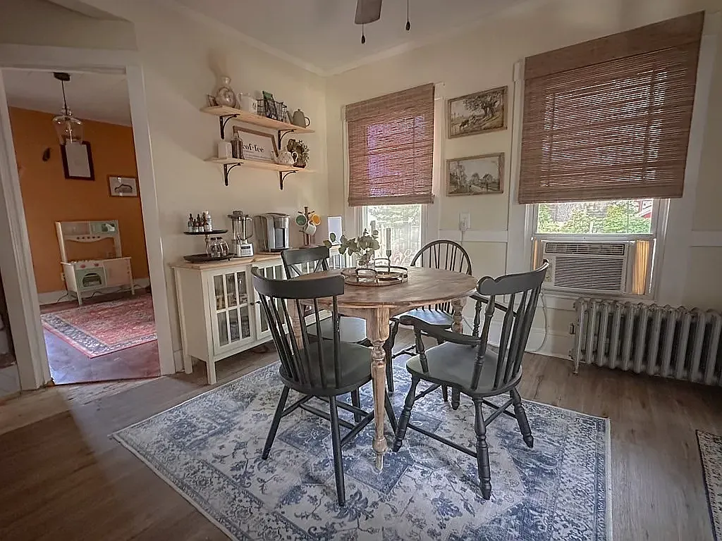 4 bed, 1300 sqft, $3,600 — Photo 3
