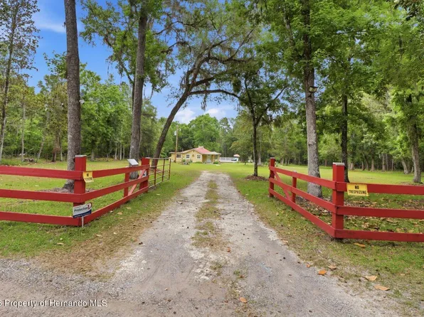 12220 Timber Ln, Brooksville, FL 34601
