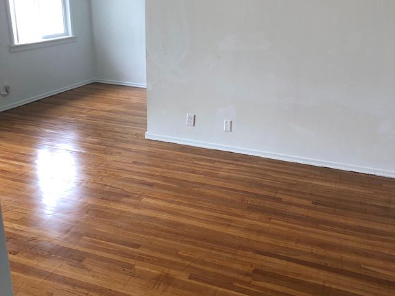 2nd image of 1200 S Sherbourne Dr #7