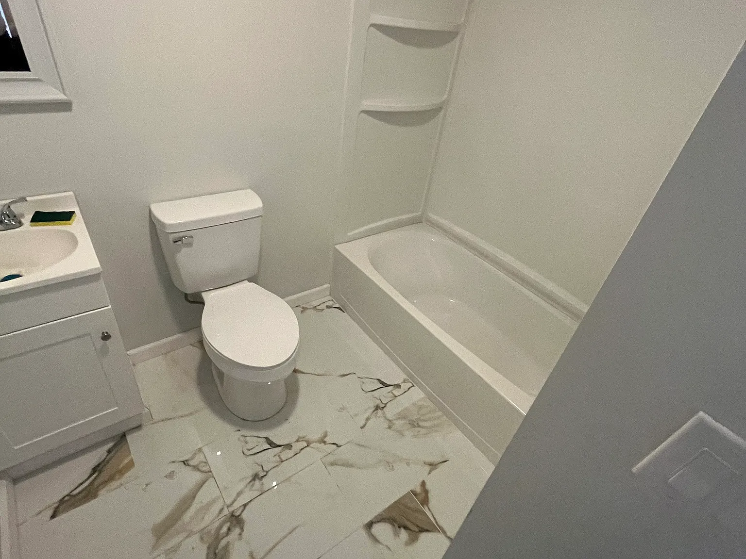 1 bed, $1,100 — Photo 3