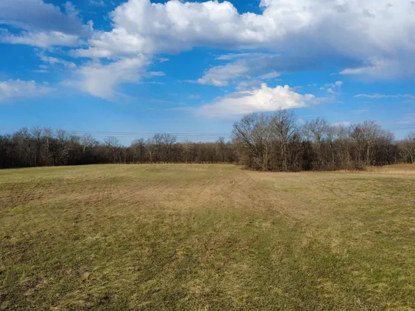 11339 Plumville Rd, Marion, IL 62959