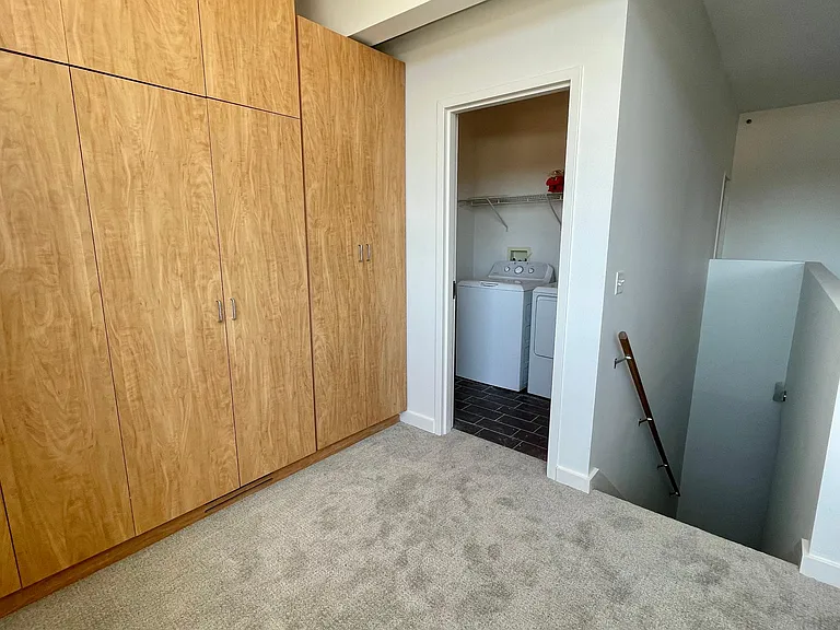 1803 Wyandotte St #307 — Photo 8