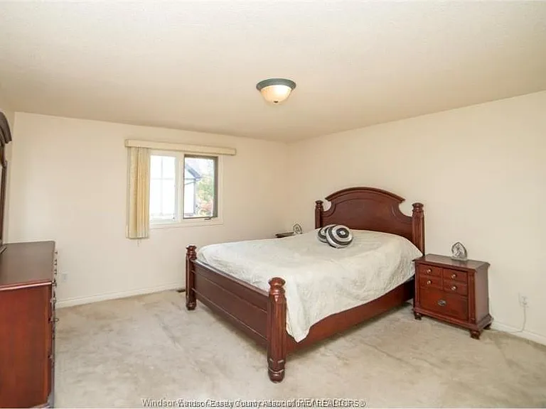 478 Flora Ave — Photo 11