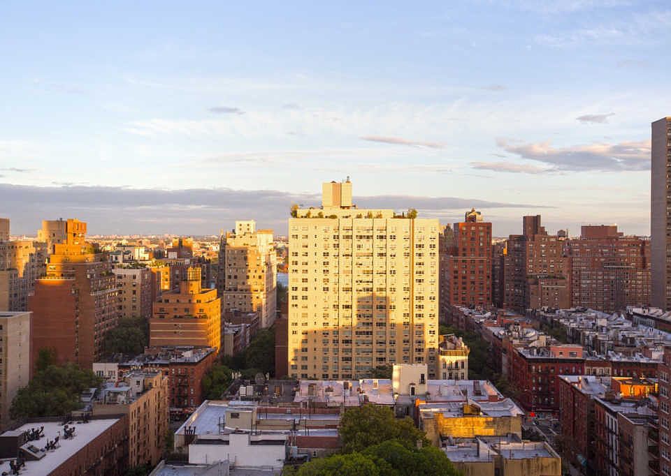 1st image of 400 E 85th St APT 21B