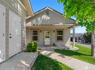 2152 Roper Ln, Wenatchee, WA 98801
