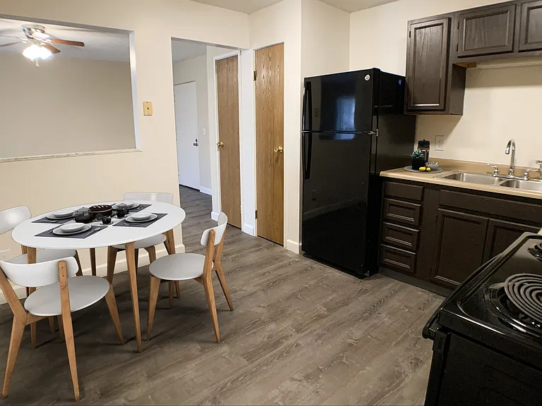 Quail Meadow Apartments — Photo 8