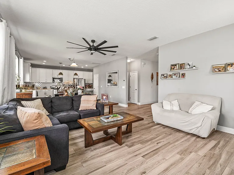 14501 Trails Edge Blvd — Photo 7