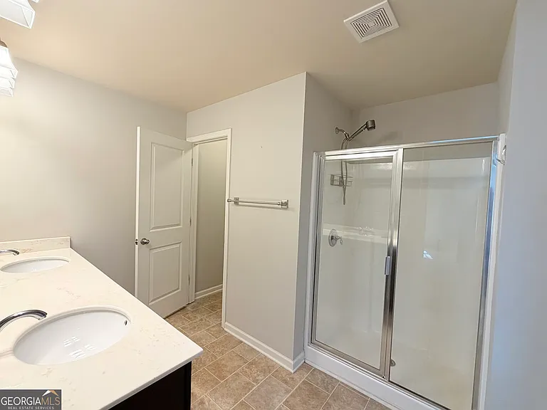 4929 Parke Brook Dr — Photo 11