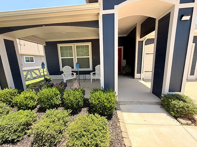 616 Timberwood Dr — Photo 3