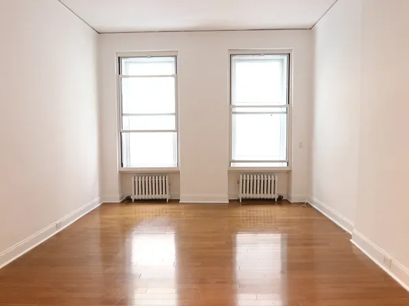 111 East 60th Street image 1 of 5