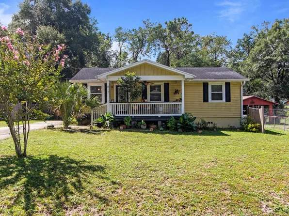 817 Greenleaf Dr, Tallahassee, FL 32305