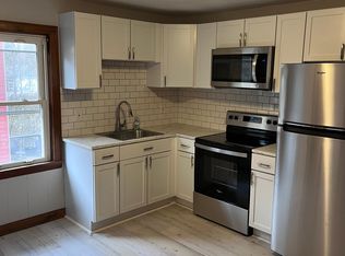 33 New St #33, Shelton, CT 06484