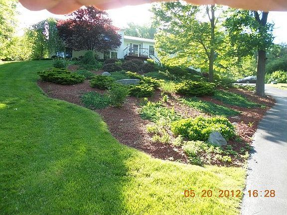 2nd image of 2951 Gomer St