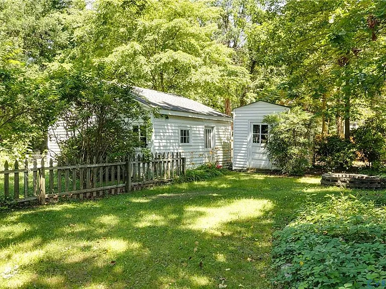 1025 Taylor Ave — Photo 24