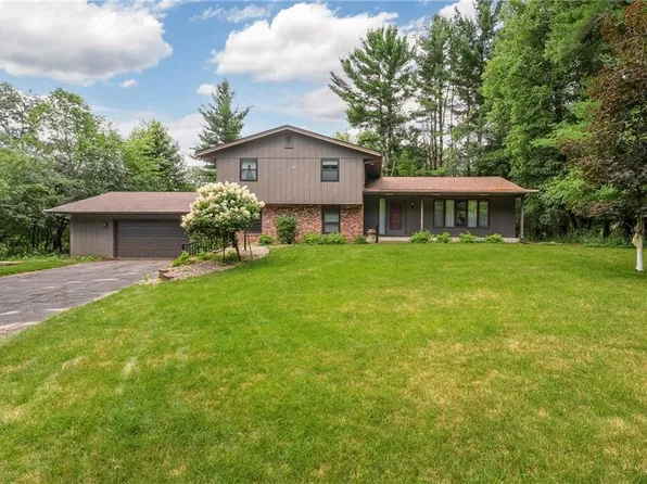 3734 Rimridge Road, Eau Claire, WI 54701