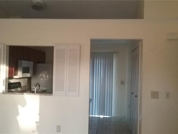 5th image of 2801 Coral Reef Dr #2