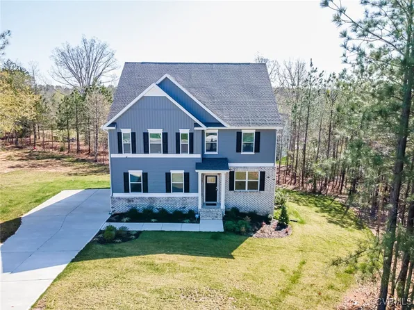 19907 Oyster Point Ct, South Chesterfield, VA 23803