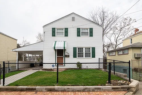 726 Hestor Dr Photo 1
