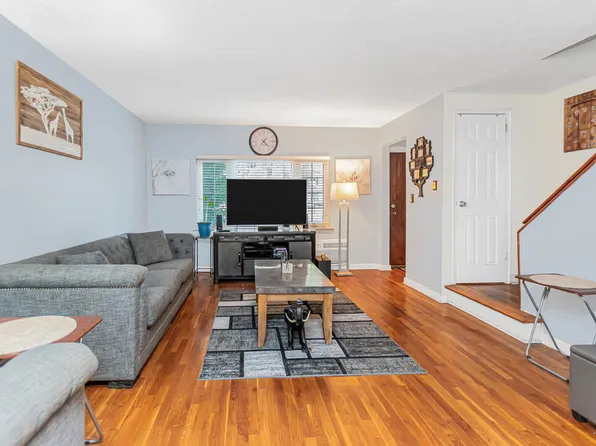 1260 Adee Avenue image 3 of 21