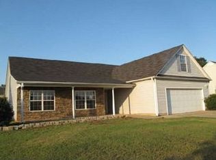 517 Carriage Dr, Bethlehem, GA 30620