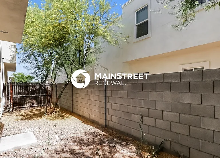 2000 N 36th St #26 — Photo 14