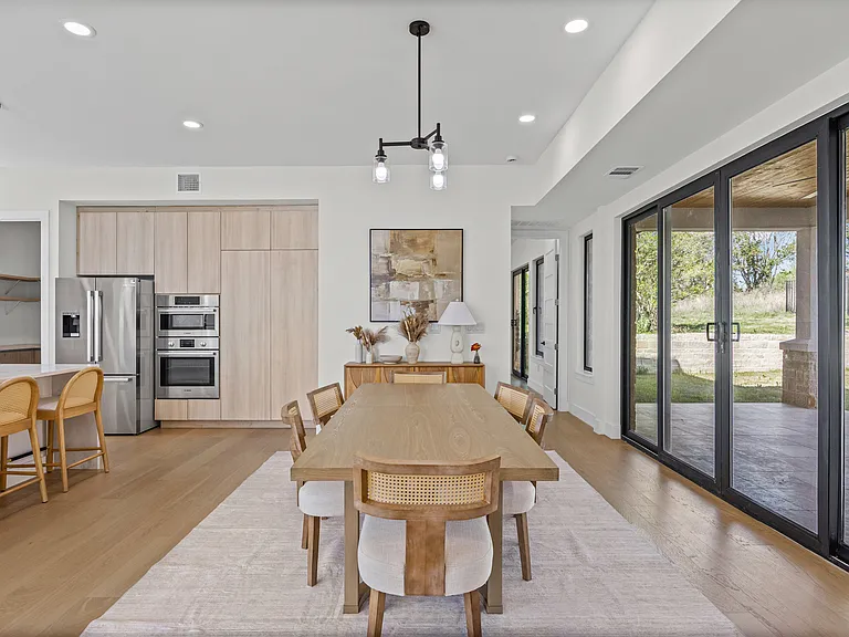 1020 Mountain Leather Dr — Photo 10