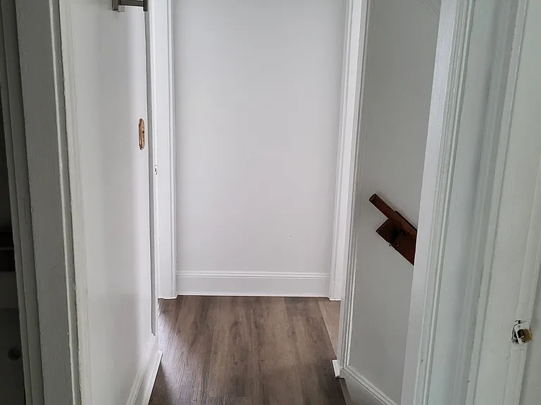 13-15 Greystone Ave — Photo 12