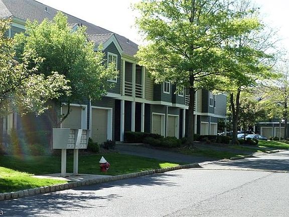 Front street
