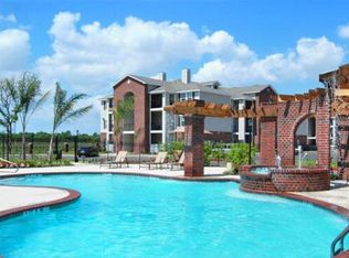 2201 W Orem Dr #136, Houston, TX 77047