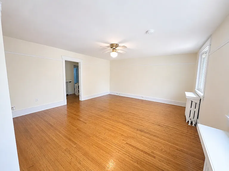 45 Fairleigh Cres — Photo 3