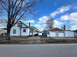 190 3rd St SE, New Albin, IA 52160