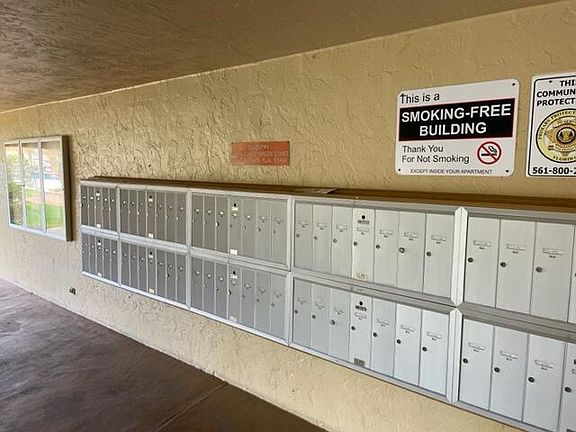 2nd image of 600 Village Green Cir APT 315