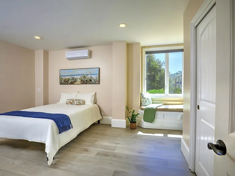731 Las Canoas Pl #A — Photo 15