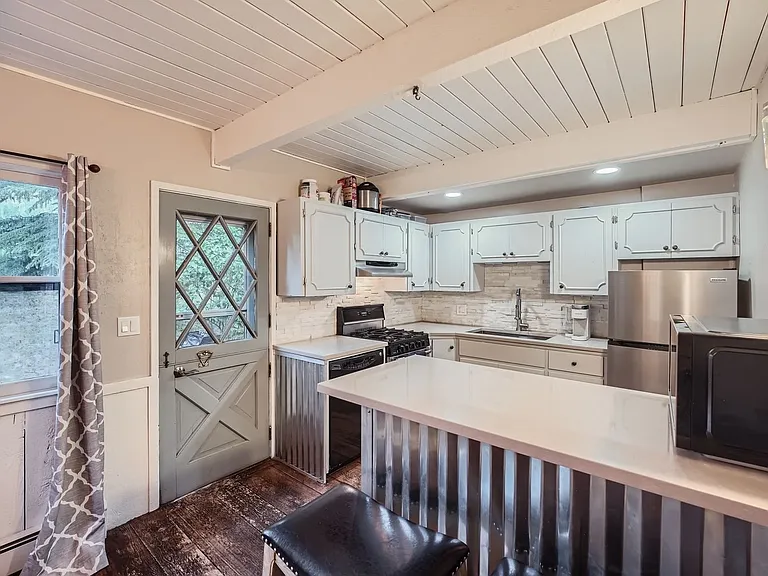2470 Chamonix Ln #H1 — Photo 3