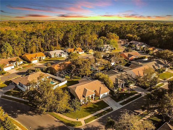 3rd image of 7752 Damask Ln