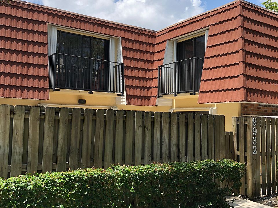 1st image of 9932 NW 6th Pl