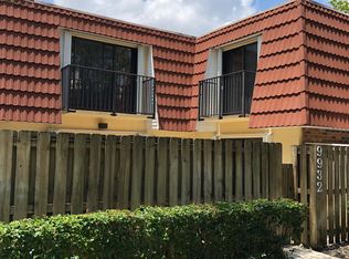 9932 NW 6th Pl, Plantation, FL 33324