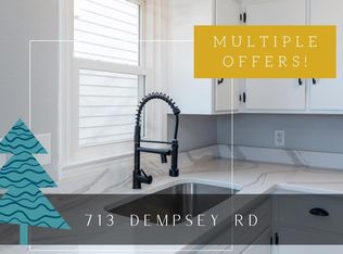713 Dempsey Rd, Madison, WI 53714