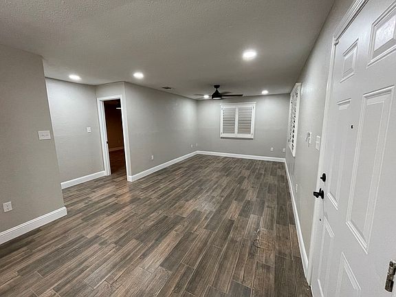 5th image of 4150 Black Tail Dr