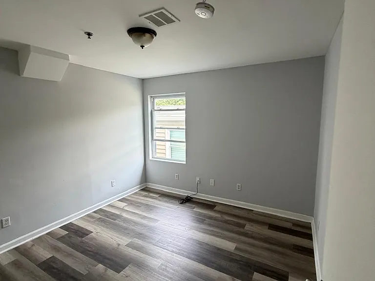 428 Jefferson Ave #2B — Photo 6