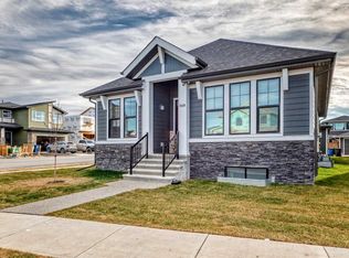 568 N Grayling Bnd, Rocky View County, AB T3Z0H6