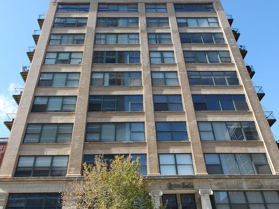 1st image of 1322 S Wabash Ave APT 803