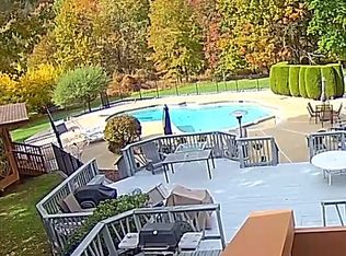 143 Thompson Grove Rd, Manalapan, NJ 07726