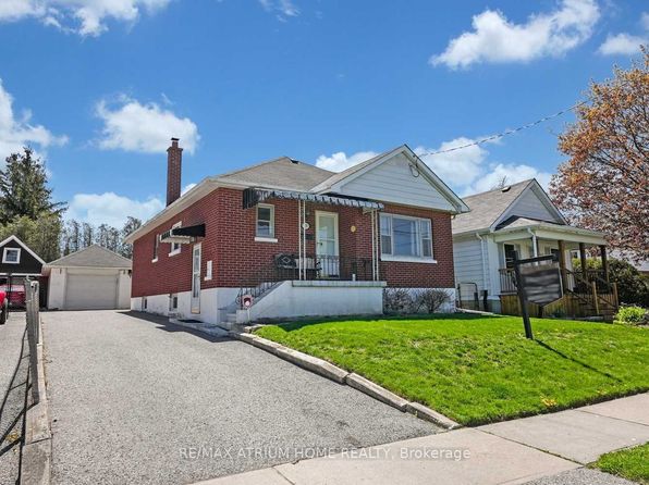 213 Conant St, Oshawa, ON L1H 3S3