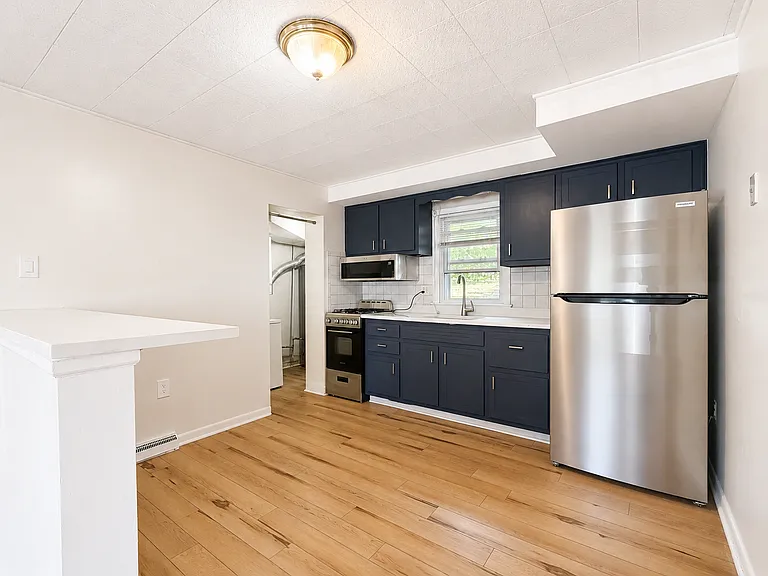 102 Spruce St #A — Photo 7