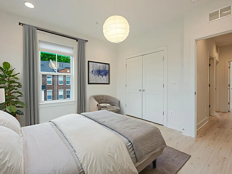 4450 Joseph Pl NE — Photo 27