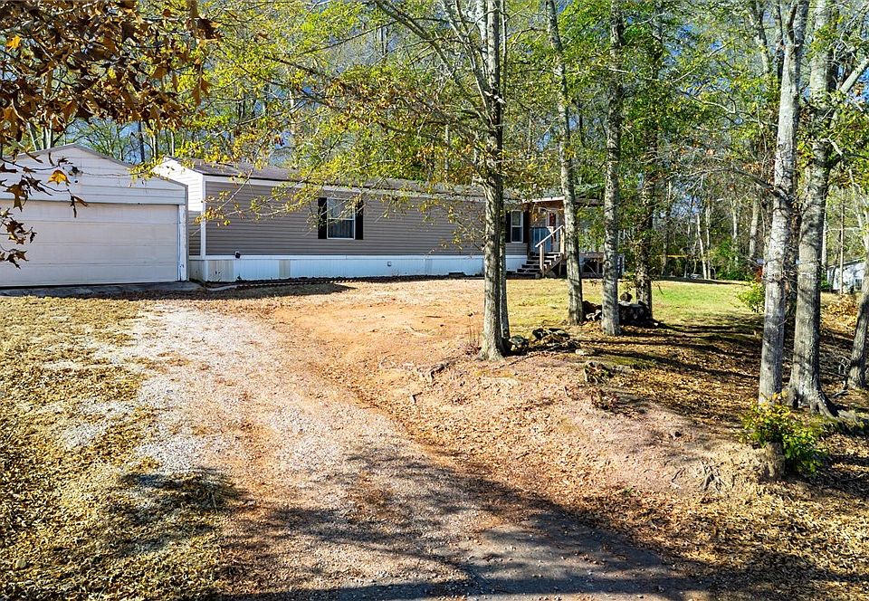 1st image of 210 Elaine Dr