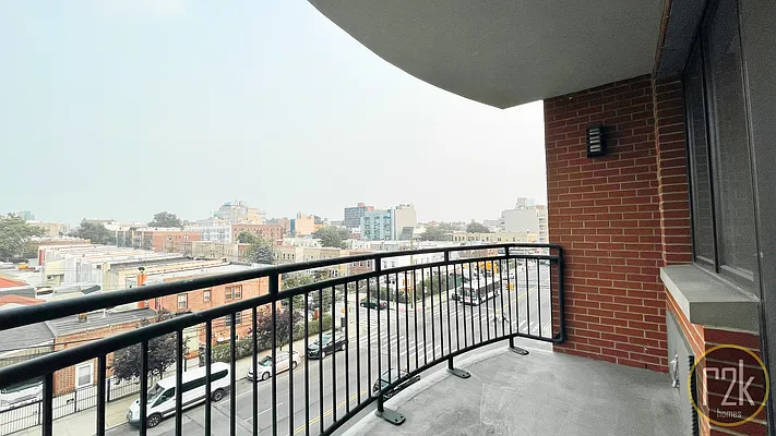 Rented by Realty 2000 Corp | media 5